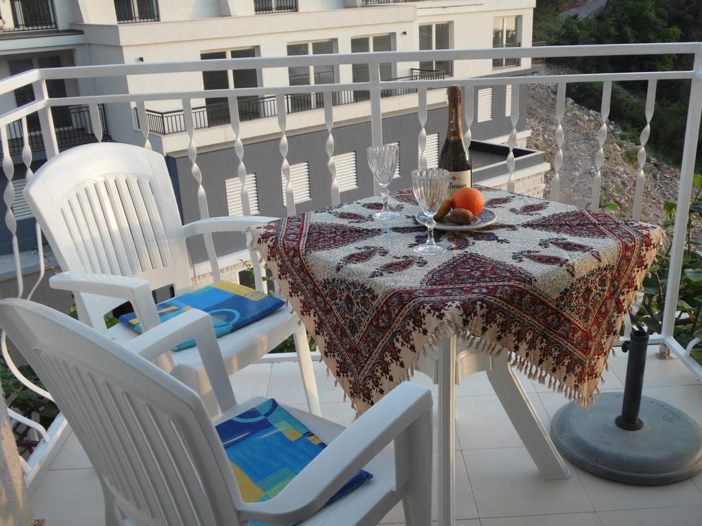 Apartments Slavica Jovanovic Ilha Sveti Stefan Quarto foto